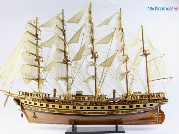 Mô hình tàu chở hàng FRANCE II (thân 60cm) MNV-TB03